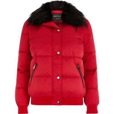 Red faux fur trim puffer jacket